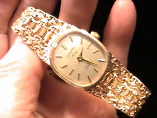 Vintage 18k Woman Duward King Swiss Gold Watch Aprox.  25.  2 Grms.  6 1/2 In.  Asis