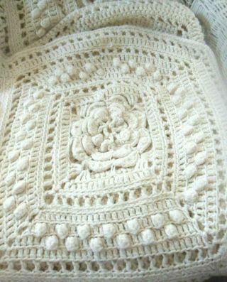 Vintage Afghan Ivory/cream Hobnail Crochet Squared Rose Pattern Scallop Edge