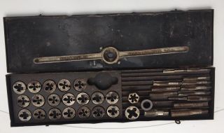 Antique Tap And Die Set Wells Tools Co.  Metal Case & Wooden Base Made In Usa