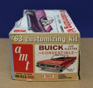 Amt 06 - 513 1963 Buick Electra 225 Convertible 1:25 Annual Screwbottom Kit