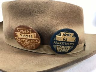 Vintage Pennsylvania PA Fishing License Badges Buttons Pins & Hat 1948 1951 1953 8