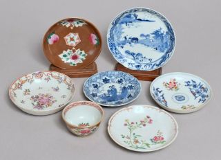 Good Group 18thc Antique Chinese Porcelain Saucers Tea Bowls