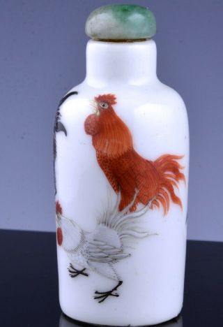 GREAT 19THC CHINESE FAMILLE ROSE ENAMEL COCKERAL CHICKEN LANDSCAPE SNUFF BOTTLE 3