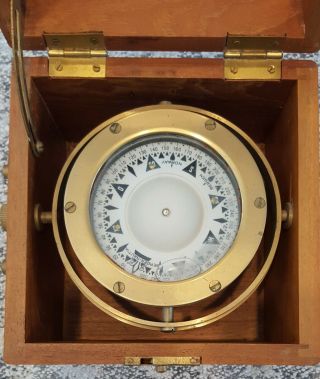 Vintage Antique Brass Maritime Marine Boat Ship Compass,  Box Bergen Nautik 6