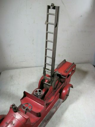 Antique Buddy L Aerial Extension Ladder Fire Truck 205 Large USA Pressed Steel 9