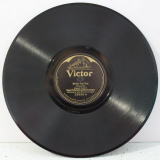 Antique Glass Victor 78 Rpm Record 19996 Birdie - - Fox Trot By Roger Wolfe Kahn