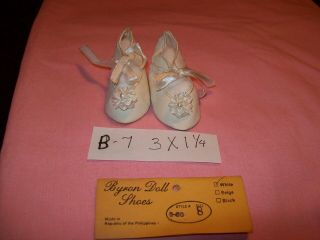 Off White Vintage Leather? Shoes For Composition/bisque Dolls B - 7