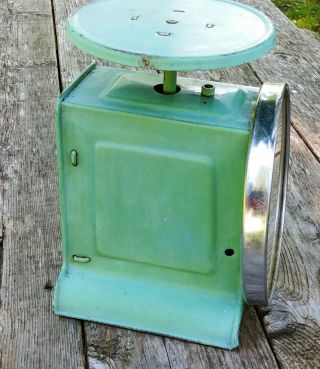 Vintage Green/Aqua Scale 25 Lb capacity. 4