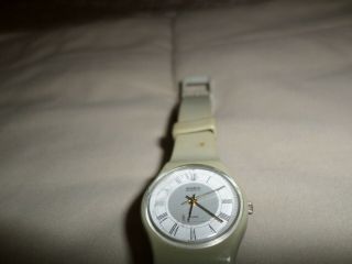 Vintage Swatch Watch Lm104 Grey Flannel Style Ladies Watch