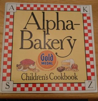 Vintage Alpha - Bakery Gold Medal Children 