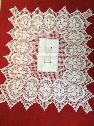 Vintage Hand Embroidered White Work Cotton Crochet Lace Table Centre Tray Cloth