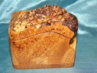 Stunning Signed Fred & Marilyn Buss Maple Burl & Madrone Sculpture Puzzle Box 4