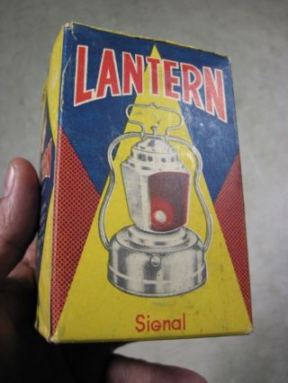 Vintage 1950 ' s 60 ' s Elvin Battery Op Auto Warning Camping Emergency Lantern AAA 4