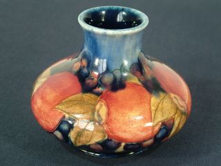 Antique William Moorcroft Pomegranate Pattern Squat Vase 1915 - 1920