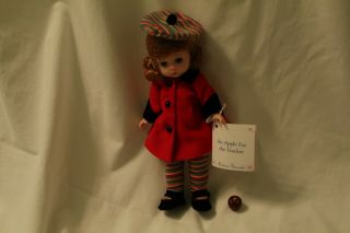 VIntage Madame Alexander Doll With Tag ‘An Apple For Teacher’ 5