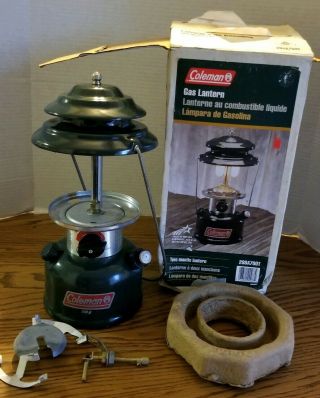 Vintage Coleman Gas 2 Mantle Lantern Model 288a700t No Globe 9 - 97 On Bottom