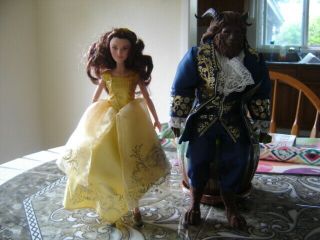 Disney Beauty And The Beast Belle Grand Romance Doll Set