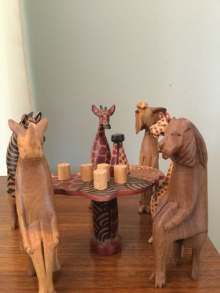 Set Ofwooden Hand Carved Sitting African Animals Elephant Giraffe