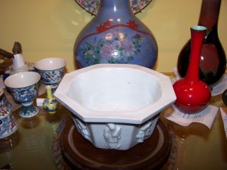 18TH CENT kangxi 8 IMMORTALS BOWL Antique Chinese porcelain blanc de chine DEHUA 2