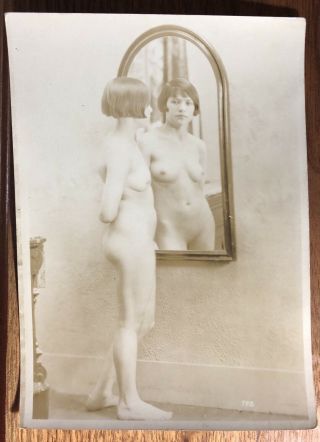 Vintage Female 1920’s 30 