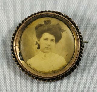 Antique Victorian Mourning Picture Brooch Pin Lady