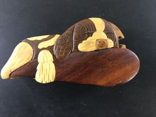 Vintage Hand Carved Wood Sleeping Dog Jewelry Storage Box Primitive E12