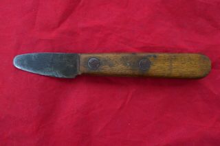 Vintage Antique Butcher/skinner Knife,  2 " Blade Carbon Steel - Stiff