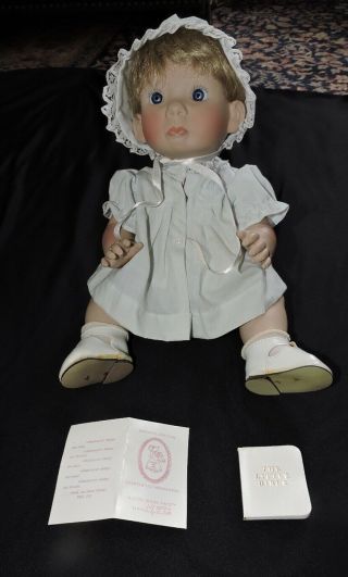 VINTAGE COLLECTOR DOLL with TAGS BOOKLET LITTLE ANGEL FACE LLOYD LEE MIDDLETON 2