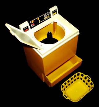 Vintage Pedigree Sindy Top Loading Washing Machine