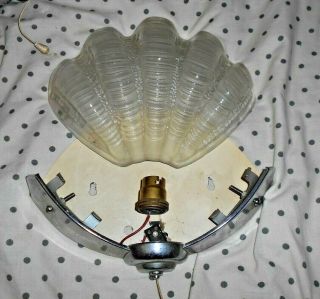 VINTAGE ART DECO ODEON CLAM SHELL WALL LIGHT PULL LIGHT SWITCH 3