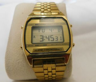 Vintage Seiko A904 - 5199 Digital Lcd Watch Gold Tone