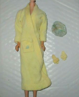 Vintage Barbie Singing In The Shower 988 Yellow Terry Robe & Belt Etc 1961