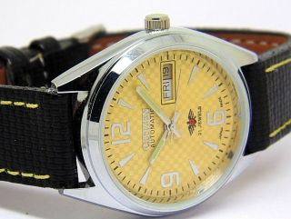 MEN,  S CITIZEN AUTOMATIC STEEL VINTAGE DAY DATE YELLOW DIAL WRIST WATCH 3