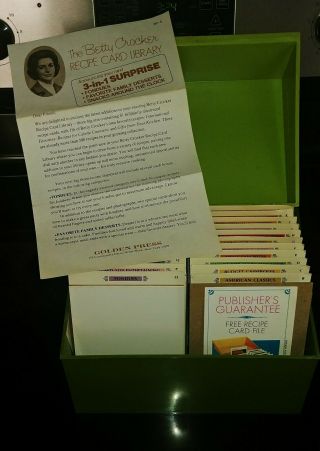 Vintage The Betty Crocker Recipe Card Library 1971 Full Set Antique