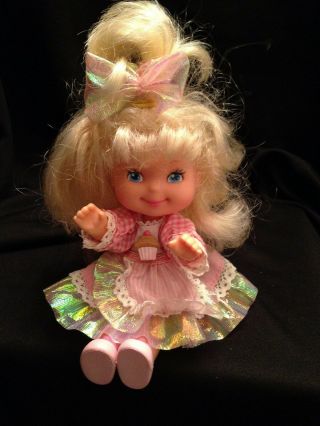 Vintage 1988 Mattel Cupcake Cherry Scented Merry Muffin Blonde Doll 6 