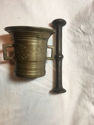 Vintage Solid Brass Mortar And Pestal Apothecary Heavy 4.  25” Tall