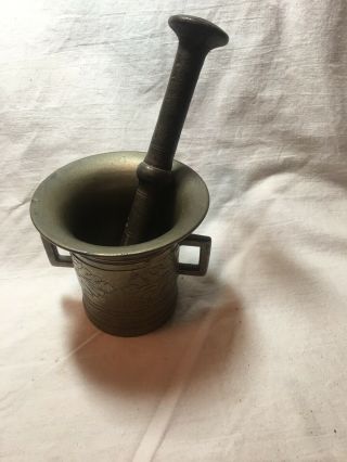 Vintage Solid Brass Mortar and Pestal Apothecary Heavy 4.  25” Tall 8