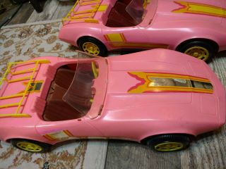2 VTG 1979 Mattel Barbie Hot Pink Dream ' vette Corvette 8