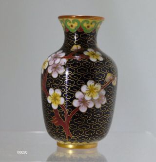Fine Miniature Old Chinese Cloisonné Mini Vase China - 00020