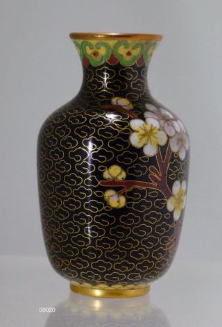 Fine Miniature Old Chinese Cloisonné Mini Vase China - 00020 2