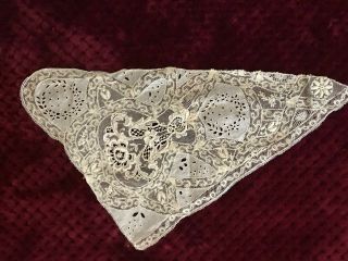 Gorgeous Handmade NORMANDY LACE PIECE Valenciennes lace and embroidery on linon 2