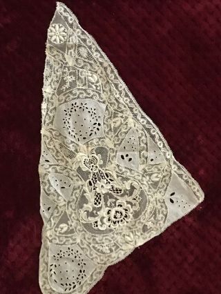 Gorgeous Handmade NORMANDY LACE PIECE Valenciennes lace and embroidery on linon 5