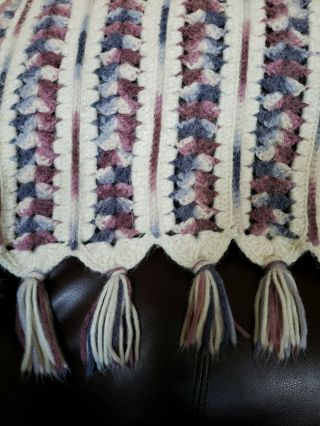 Vtg Wool Blend Crochet Throw Blanket Afghan Cream Navy Mauve Fringe 65 