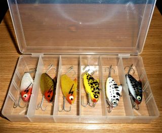 6 Vintage Assorted Heddon Sonic Fishing Lures W/plastic Box.
