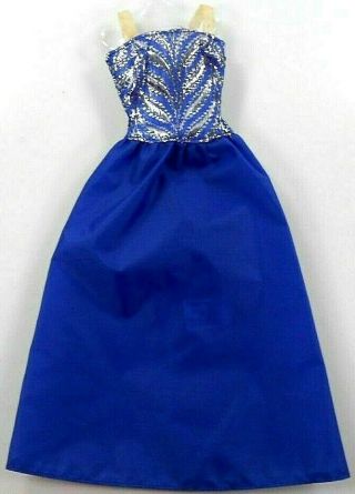 Barbie Vintage Blue Ball Gown W/blue Silver On Bodice Tagged
