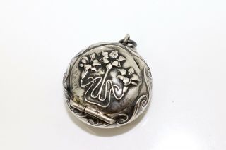 A Fine Antique Vintage 800 Grade Silver Art Nouveau Style Locket Pendant 13059