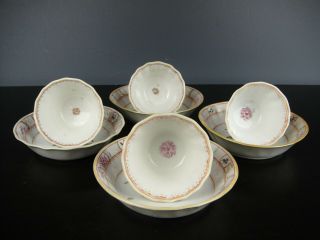 Set Of Four Chinese Porcelain Cups&Saucers - Flowers - 18th C.  Qianlong 6