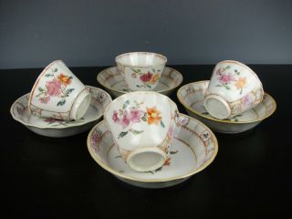 Set Of Four Chinese Porcelain Cups&Saucers - Flowers - 18th C.  Qianlong 7