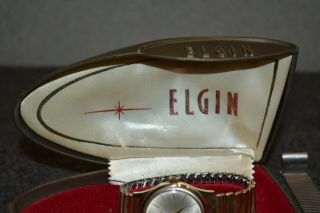 Mens Vintage Elgin 17 Jewel Mechanical Watch in the Clamshell Case 3
