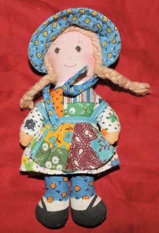 Vintage 7 " Holly Hobbie Knickerbocker American Greetings Cloth Doll